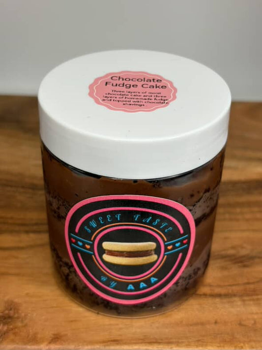 Choco fudge cake Jar