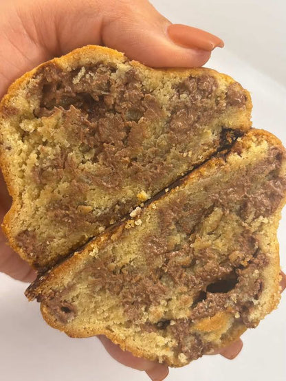 Chocolate chip cookie